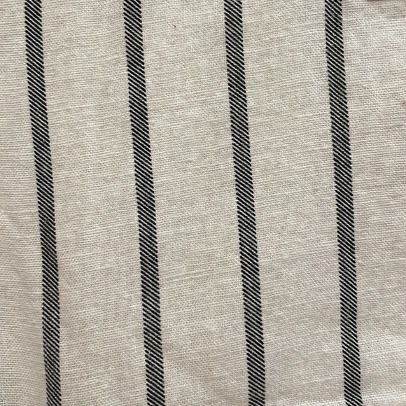 Striped Linen Shorts - Picture 2 of 6